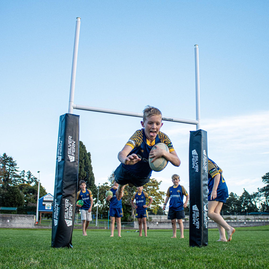 Portable Rugby Goals Junior Rugby Goal Post w/ Pads – Silver Fern
